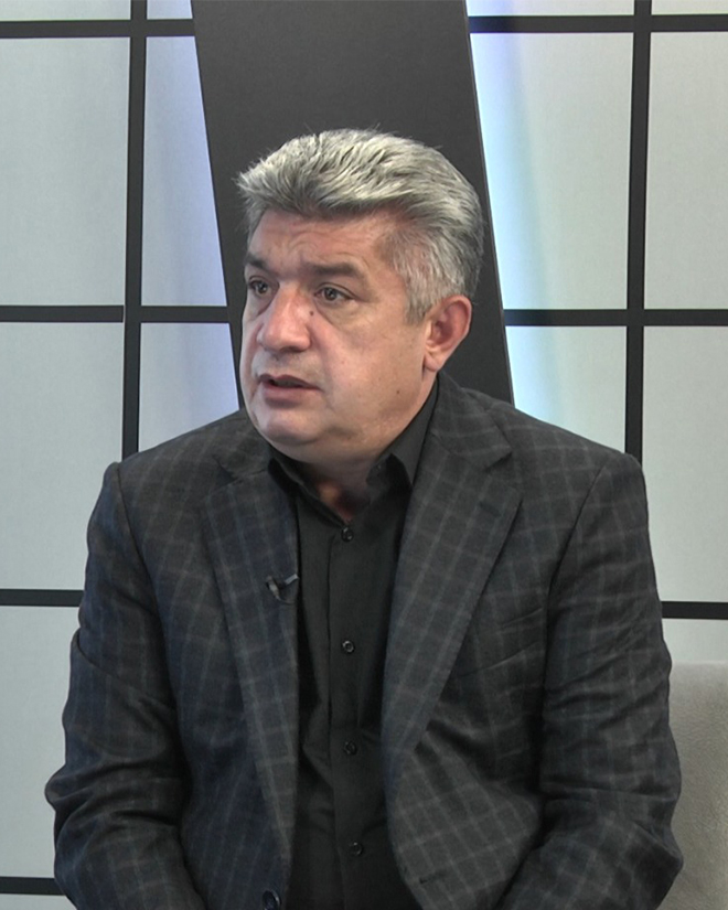 Dahi yaradıcılar standartlardan kənara çıxıblar