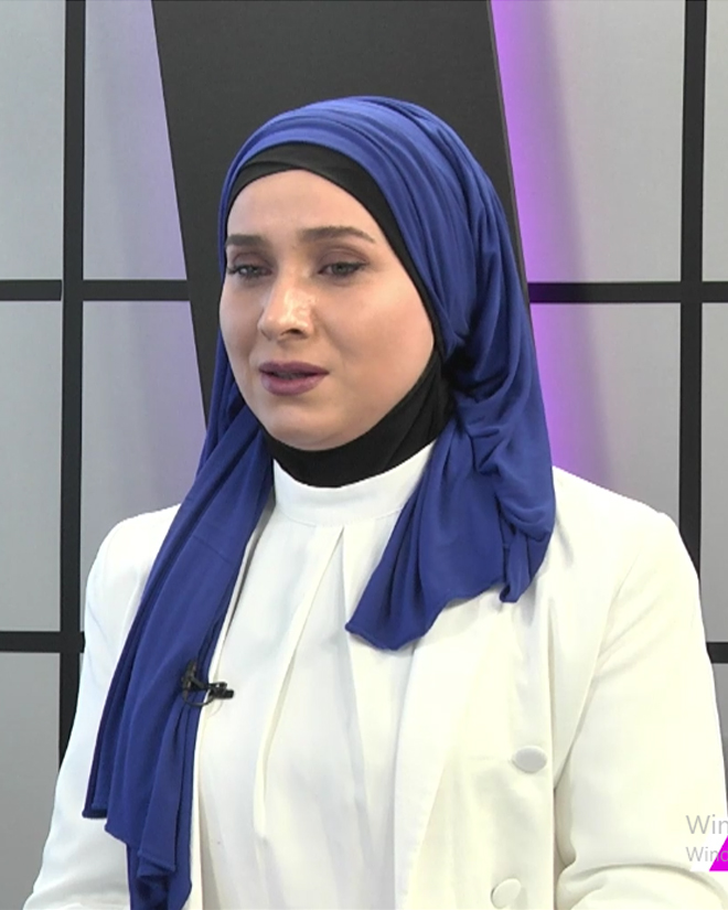 Jest dilində danışarkən mimika ve tələffüz də olmalıdır ki, bir birini tamamlasın