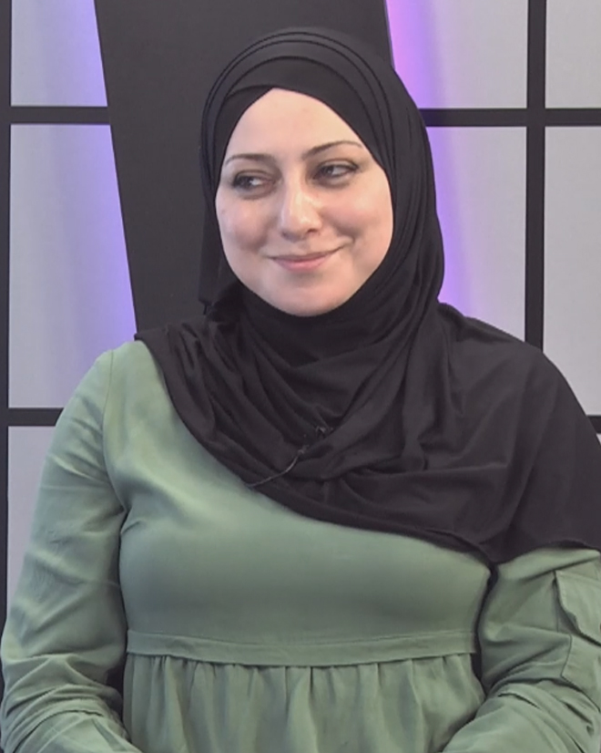 Kəbədən bir an belə gözünü çəkmək olmur