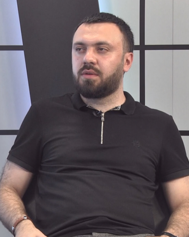 Şair Pərviz Arifdən şeir